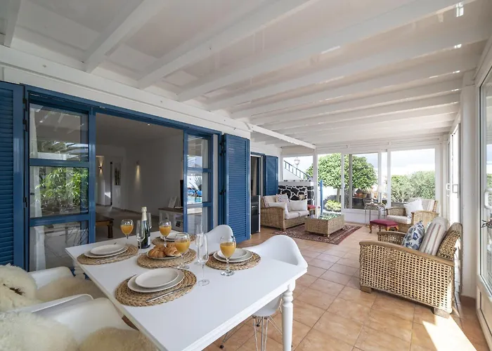 Marisol Playa Blanca Stylish Comfort Private Heated Pool Villa *