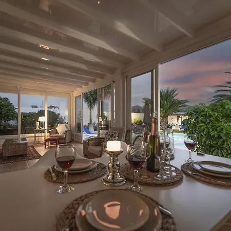 Marisol Playa Blanca Stylish Comfort Private Heated Pool Вилла Яйса