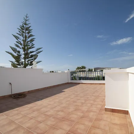 Marisol Playa Blanca Stylish Comfort Private Heated Pool Villa *