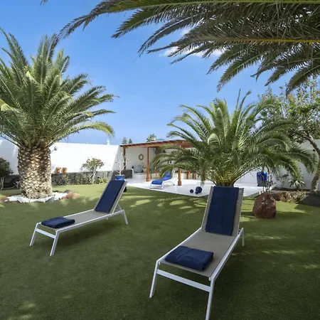 Marisol Playa Blanca Stylish Comfort Private Heated Pool Villa