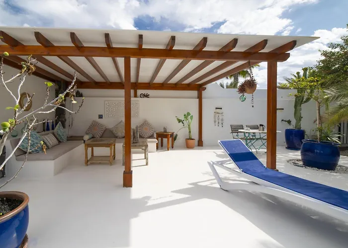 Marisol Playa Blanca Stylish Comfort Private Heated Pool