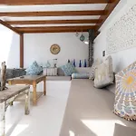Marisol Playa Blanca Stylish Comfort Private Heated Pool Villa *